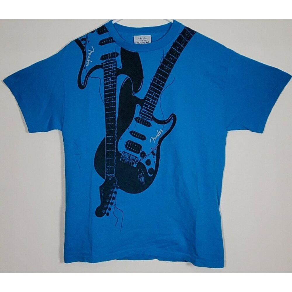 FENDER Instrument  with Guitars Tee Shirt Medium 100% Cotton